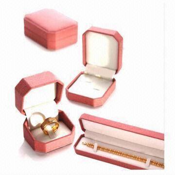 廣州德藝紙制品 專業供應多種規格珠寶首飾紙盒，支持定制服務